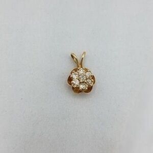Vintage diamond and 14k gold floral motif pendant
